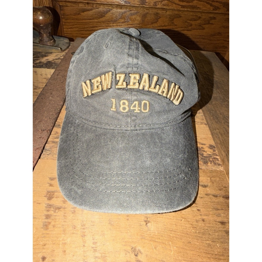 Halifax Kiwi Silver New Zealand 1840 Embroidered Baseball Cap Hat Souvenir NWT